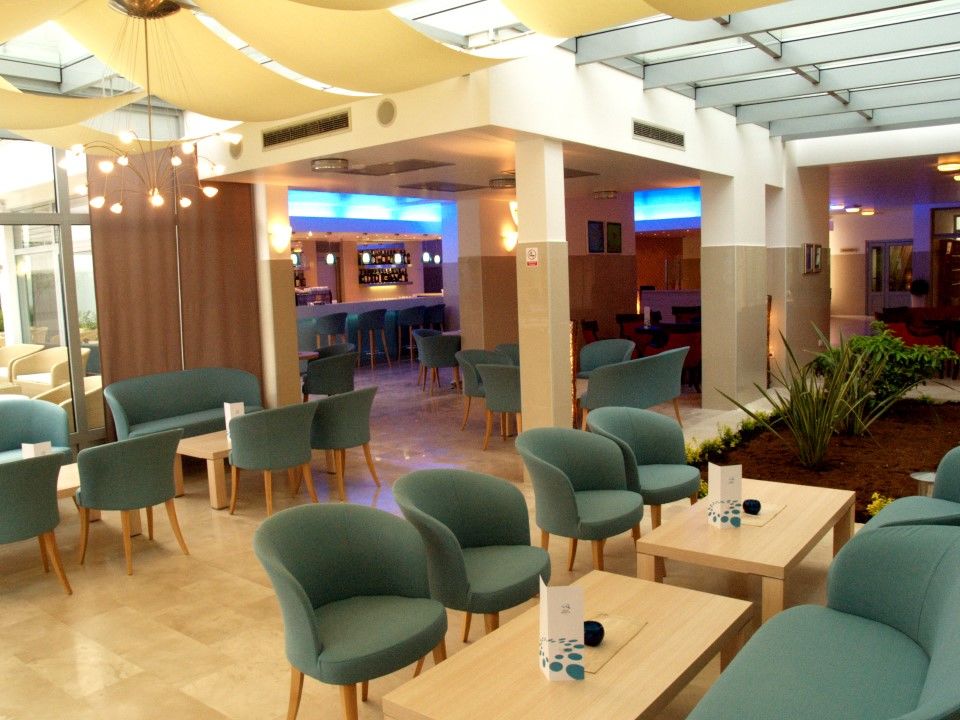 Hotel Quercus ดริเวนิก ภายนอก รูปภาพ