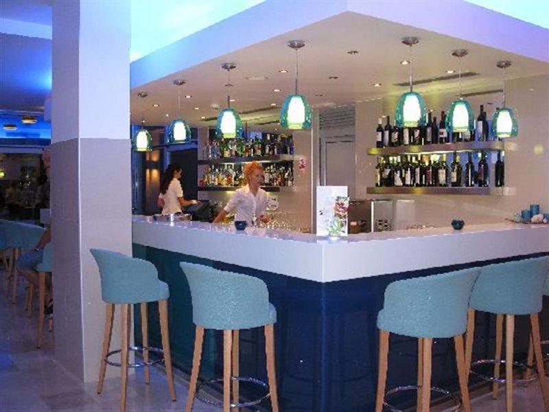 Hotel Quercus ดริเวนิก ภายนอก รูปภาพ